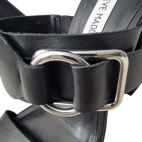 Steve Madden woman's size 7M in excellent condition. Leather upper. - Picture 9 of 16